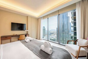 3 bedrooms, desk, iron/ironing board, WiFi - Address Dubai Opera Residences I 3BR Deluxe Suite (Dubai)