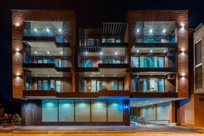 Exterior - Qstay Gratus Tbilisi Deluxe 2BR with Balcony (T'bilisi)