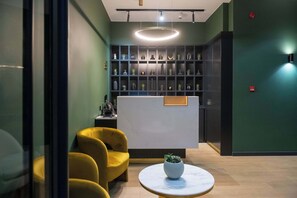 Lobby - One-Bedroom Premium Balcony Suite with Kitchen (T'bilisi)