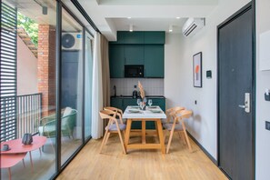 Dining - One-Bedroom Premium Balcony Suite with Kitchen (T'bilisi)