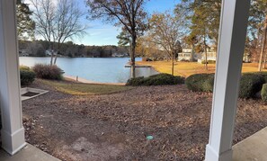 Property grounds -  Serene waterfront 4-bedroom townhome, in Reynolds Lake Oconee, Marina adjacent (Greensboro)