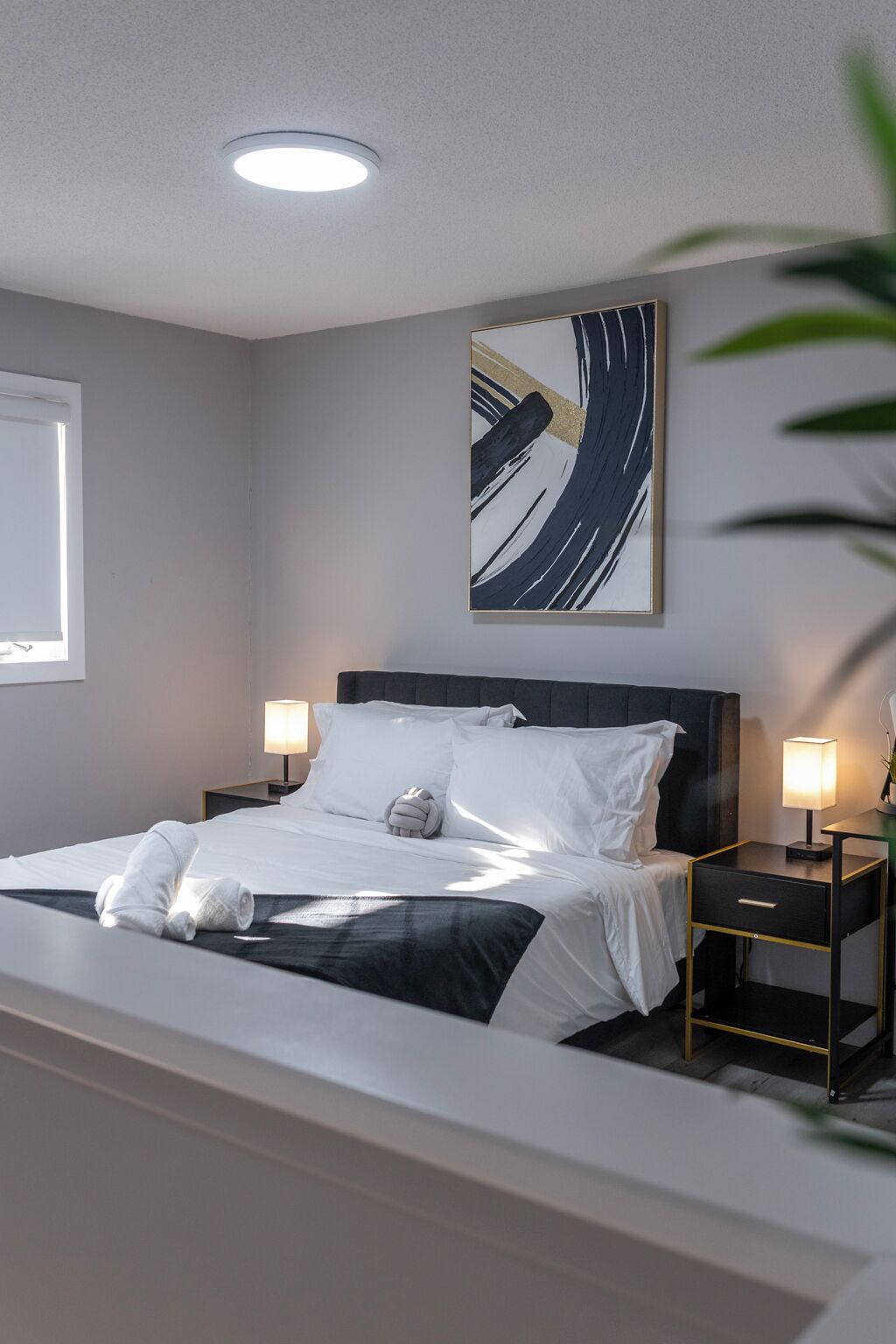 办公桌、熨斗/熨衣板、免费 WiFi、床单