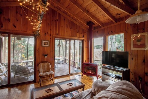 Rustic Lakefront Retreat w/ Boathouse, Views & Fun