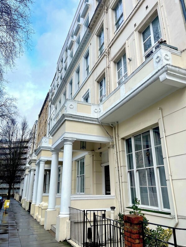Exterior - Paddington Apartments by PrimeCityHosts F1 (Greater London)