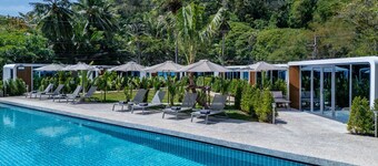 Apple House Phuket 1-BR Cabin • Beach Access • Pool • Centrally Located