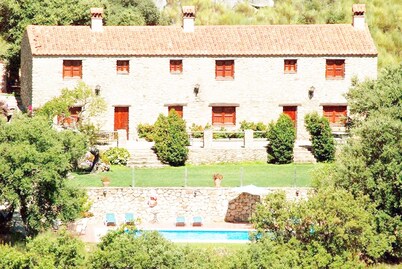 Virgen de la Cabeza Rural House