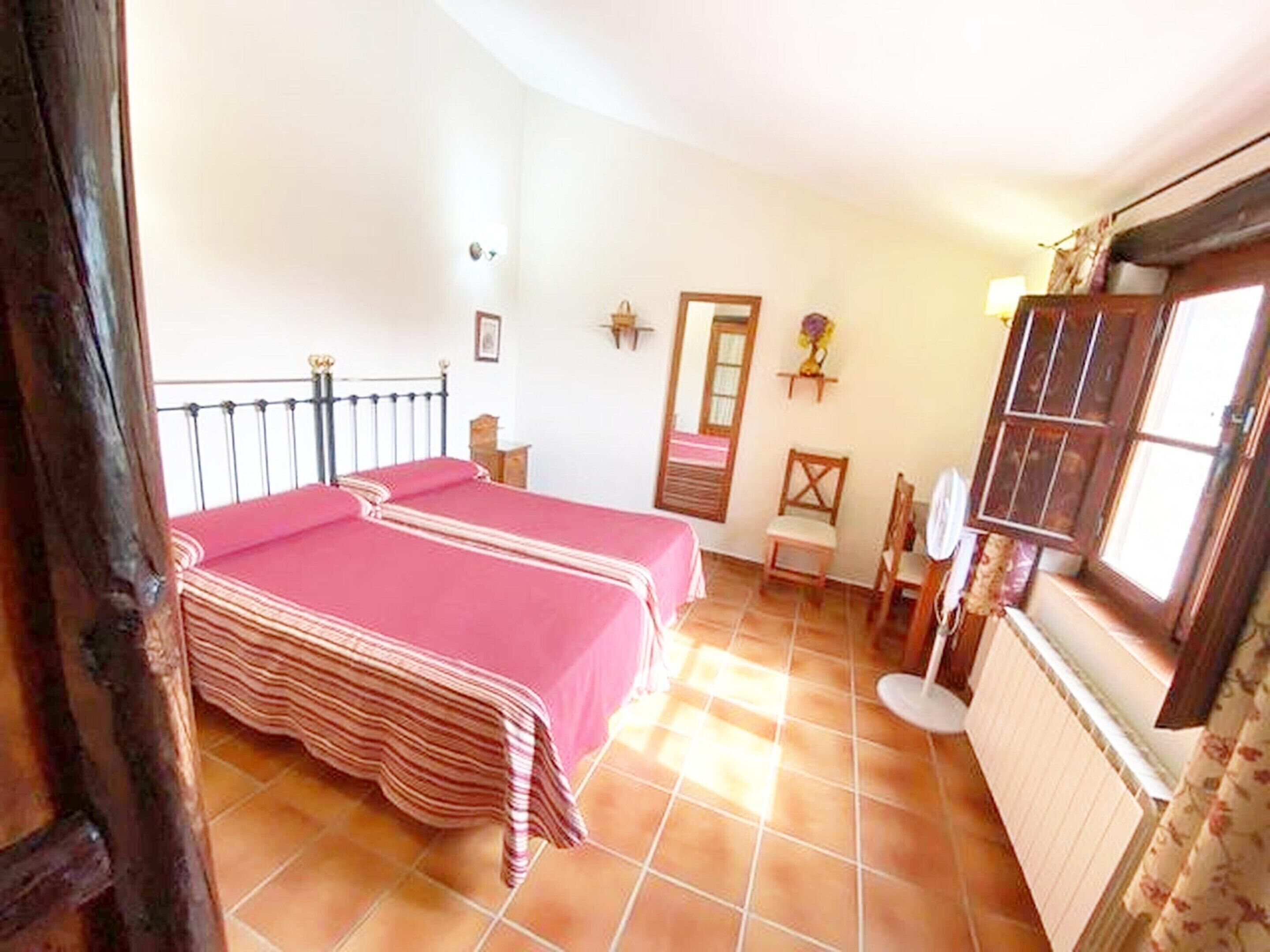 Huis | 6 slaapkamers, individueel gemeubileerd