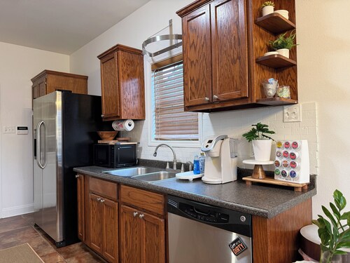 Family Friendly North Ruston Retreat Fenced Yard Near LA Tech & Sports Complex