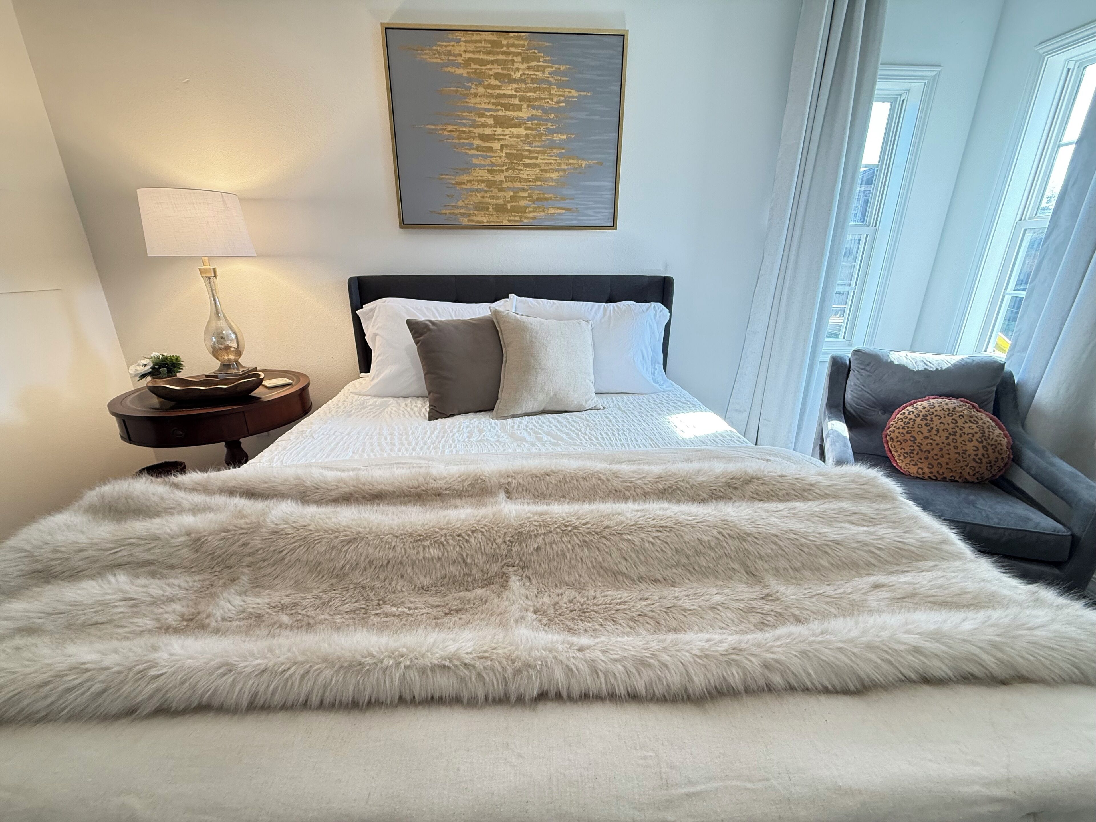 Free WiFi, bed sheets, wheelchair access