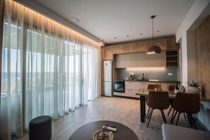 Superior Villa, Balcony, Courtyard View | Private kitchen - Gialos Villas Paleochora (Gialos)