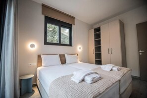 Superior Villa, Balcony, Courtyard View | Free WiFi - Gialos Villas Paleochora (Gialos)