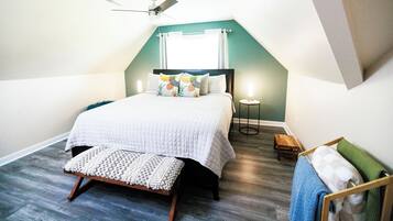 1 bedroom, iron/ironing board, free WiFi, bed sheets