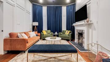 Smart TV, videojuegos, libros y oficina