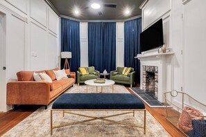 Smart TV, videojuegos, libros y oficina 