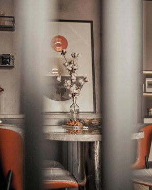 Luxury Studio Suite, City View | Desk, laptop workspace, blackout drapes, soundproofing - Sò Home (Ho Chi Minh)