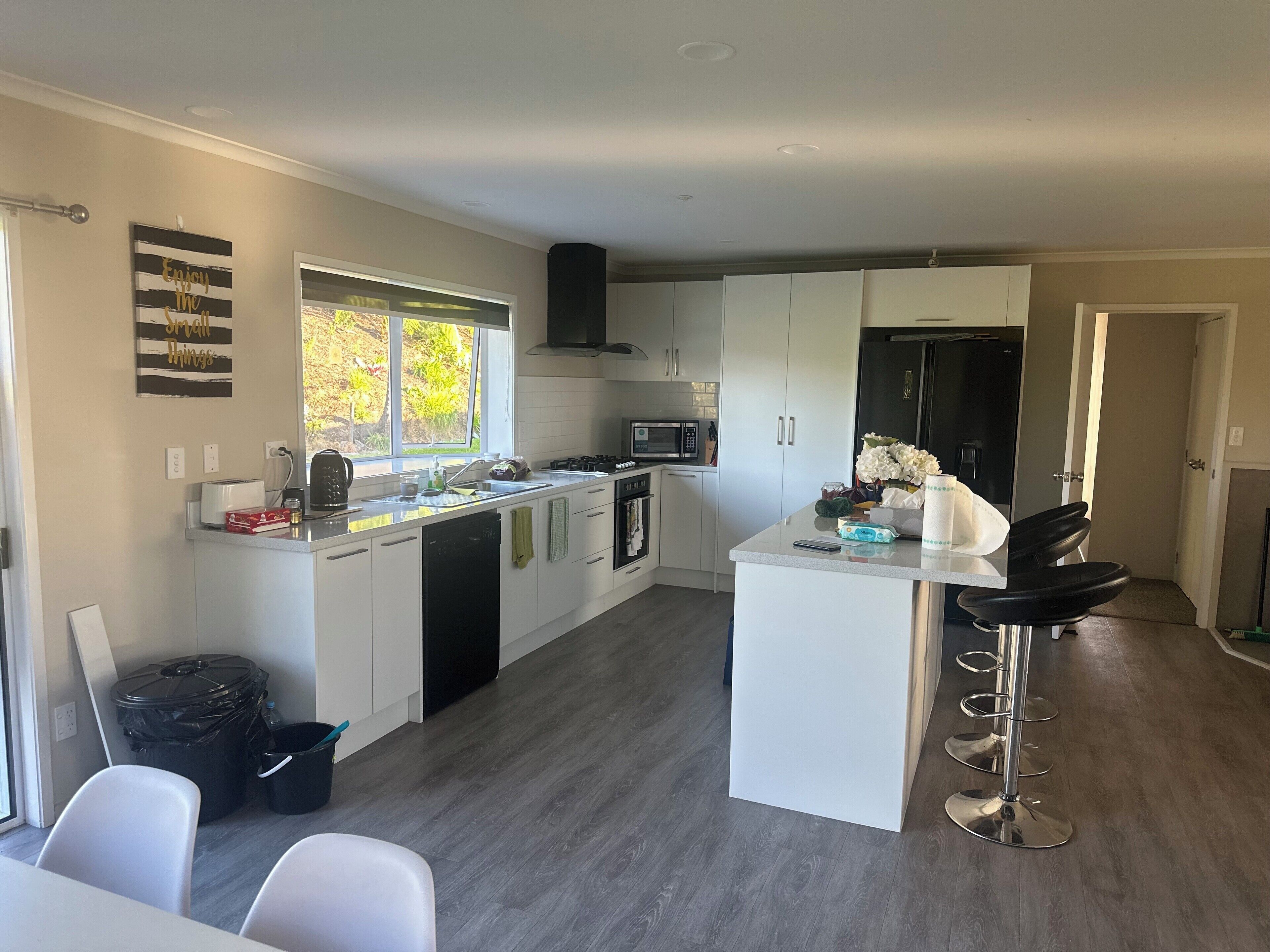 Far North Holiday Base With Panoramic Coastline Outlook And Comfy Sleepout - Kaitaia