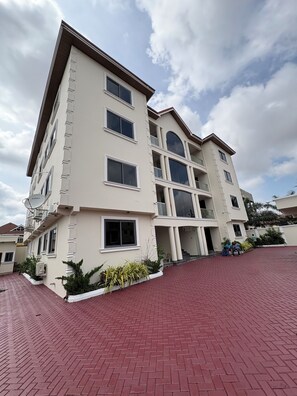 Exterior - Ridgeway Apartments (Accra)