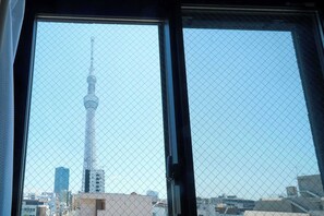 Interior - Triphome Kototoibashi Facing Tokyo Skytree (Sumida City)