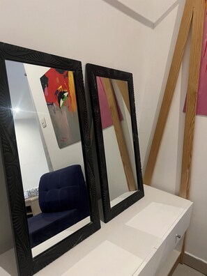 华丽双床房, 阳台 | 客房内保险箱、遮光窗帘、熨斗/熨衣板、免费 WiFi