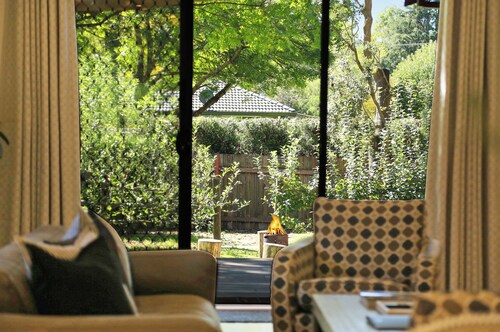 Big family home in heart of Mittagong. Close to everything. Plenty of parking.