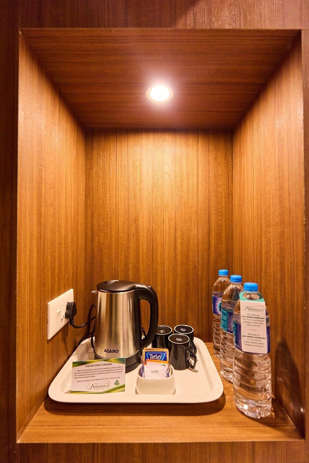 Familie suite, niet-roken, uitzicht op zwembad | Kamervoorziening