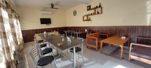 Restaurant - Rajaji Retreat Resort (Ganga Bhogpur Talla)