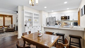 Unclassified image, 3 of 28, button - The Bobs Creek Retreat (Zirconia)