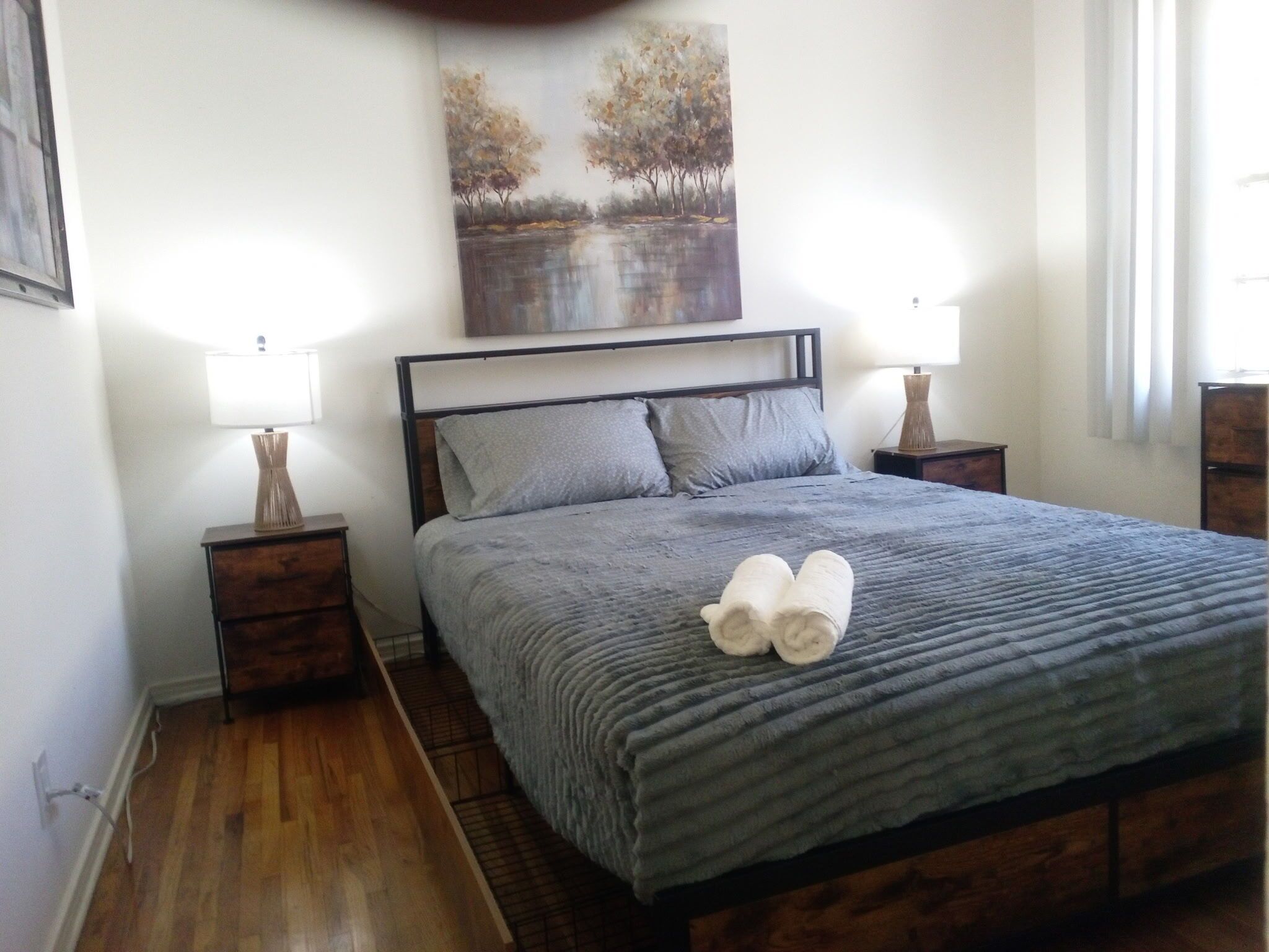 Free WiFi, bed sheets