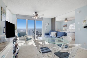 Interior - Beautiful 9th Floor Beach Condo, Gulf Views, Sunrise & Sunset Views! Pool, Tennis & Pickle Ball! (Fort Myers Beach)