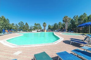 Outdoor pool - New Nature & Sea House – Walk to the Beach | Garden & Veranda – Olbia (Olbia)