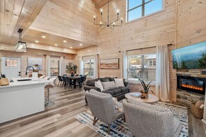 TV connectée, cheminée, jeux vidéo