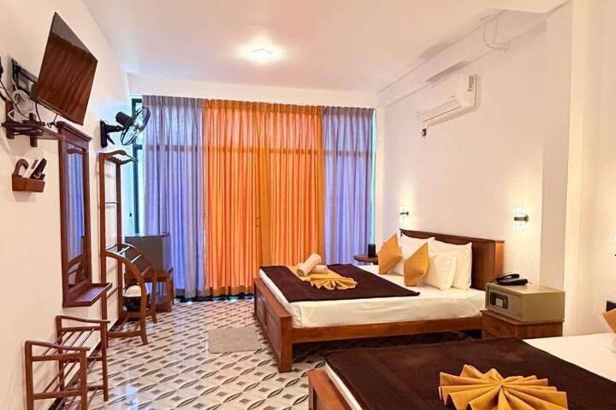 Deluxe Quadruple Room, Balcony, Mountain View