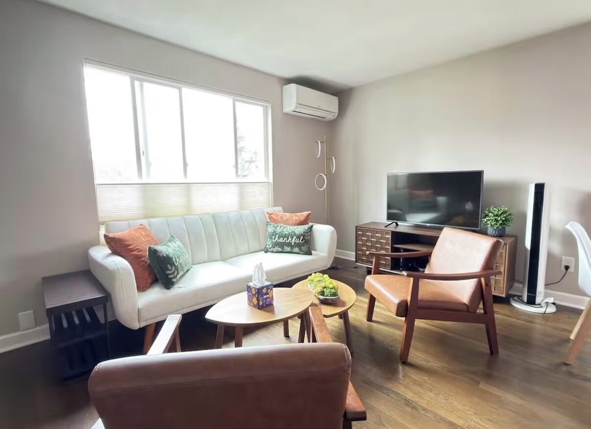 智能電視、壁爐