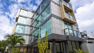 Fachada de la propiedad