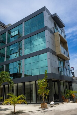 Front of property - Aqua Luna Dhangethi (Dhangethi)