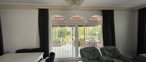 14-inch flat-screen TV with cable channels