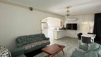 Iron/ironing board, free WiFi