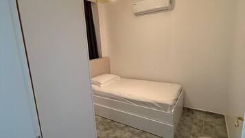 Bügeleisen/Bügelbrett, kostenloses WLAN