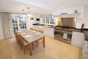 Fridge, microwave, dishwasher, cookware/dishes/utensils - Brookside, Hawkshead with garden and private parking (Hawkshead)