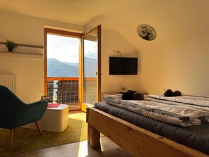 4 habitaciones, wifi gratis y ropa de cama 