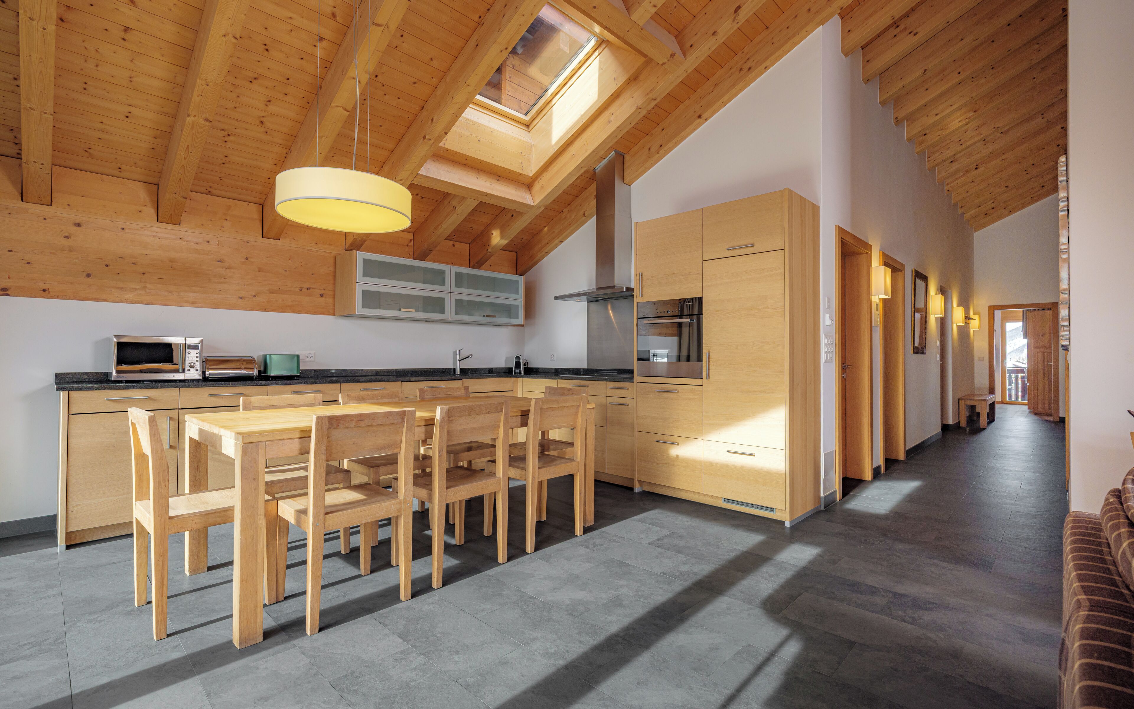 Penthouse Superior, pemandangan gunung | Dapur pribadi | Lemari es, microwave, oven, dan kompor
