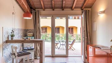 Reisekinderbett, kostenloses WLAN, Bettwäsche