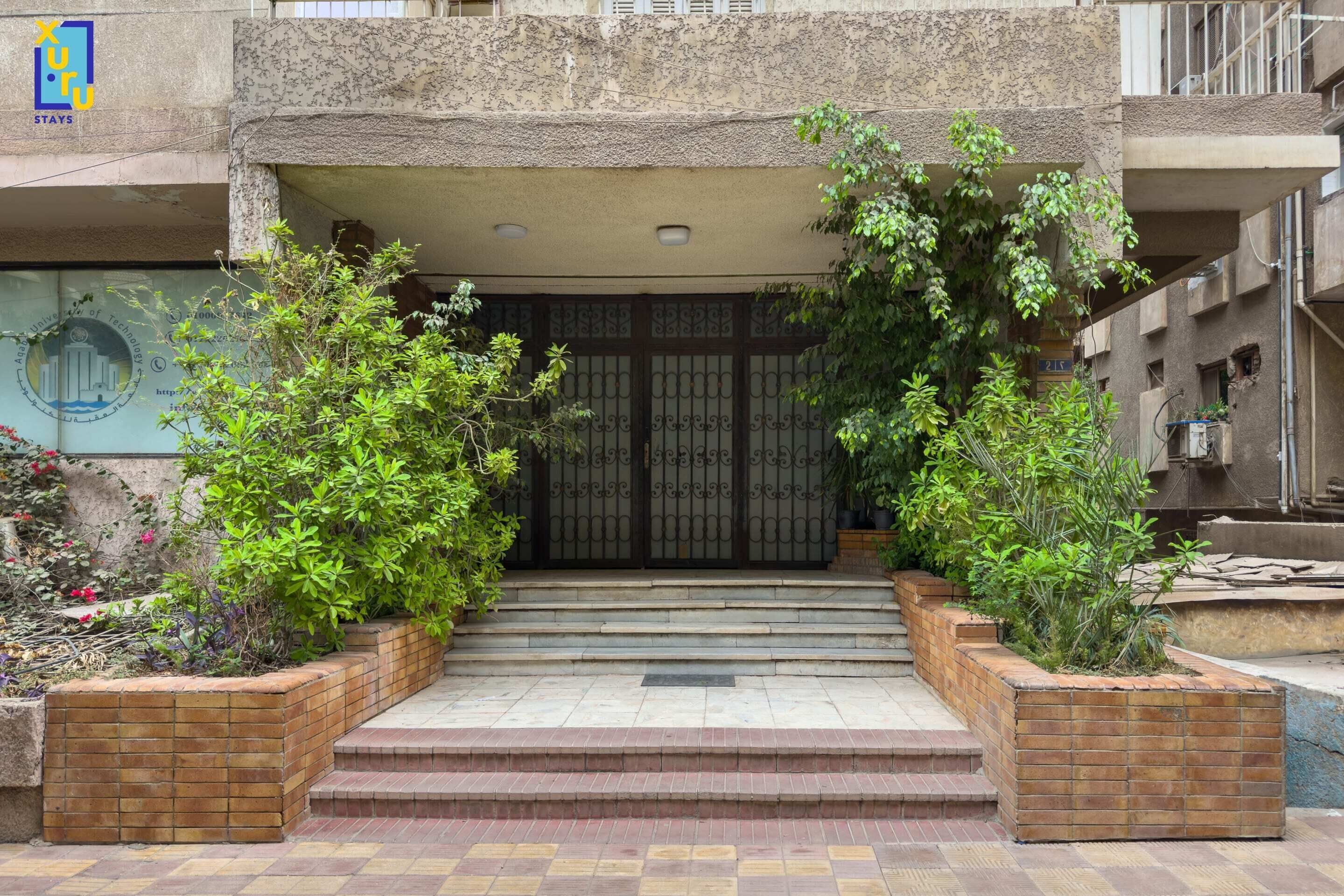 Basic Apartment | Exterior detail