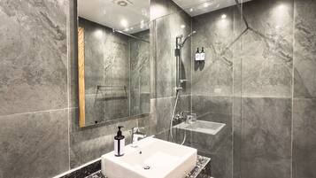 Basic Villa | Bathroom | Eco-friendly toiletries, hair dryer, towels, soap