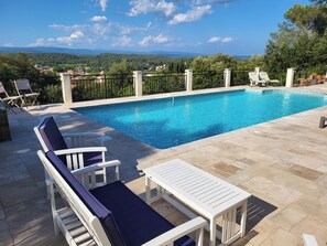 Piscine extérieure, piscine chauffée
