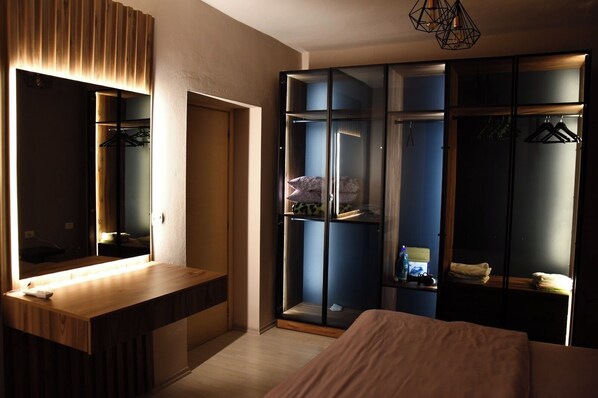 Room - Modern Apartment In City Center (Tiranë)