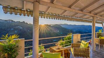 Deluxe Double Room, Mountain View | Balcony view