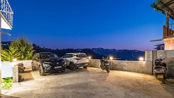 Aparcamiento sin asistencia gratuito