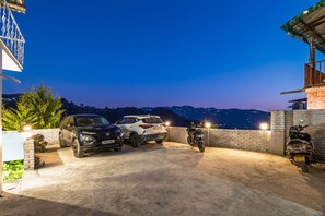 Free self parking - PACK Mukteshwar (Mukteshwar)