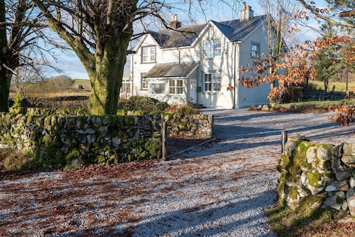 Craignair -  a house that sleeps 4 guests  in 2 bedrooms